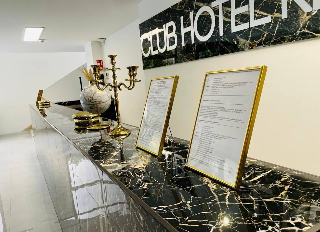 Clubhotel Residence 切塞纳蒂科 外观 照片