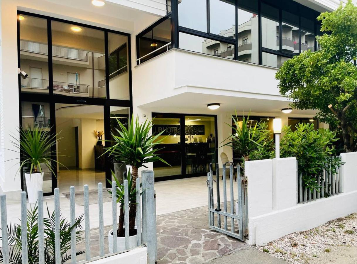 Clubhotel Residence 切塞纳蒂科 外观 照片