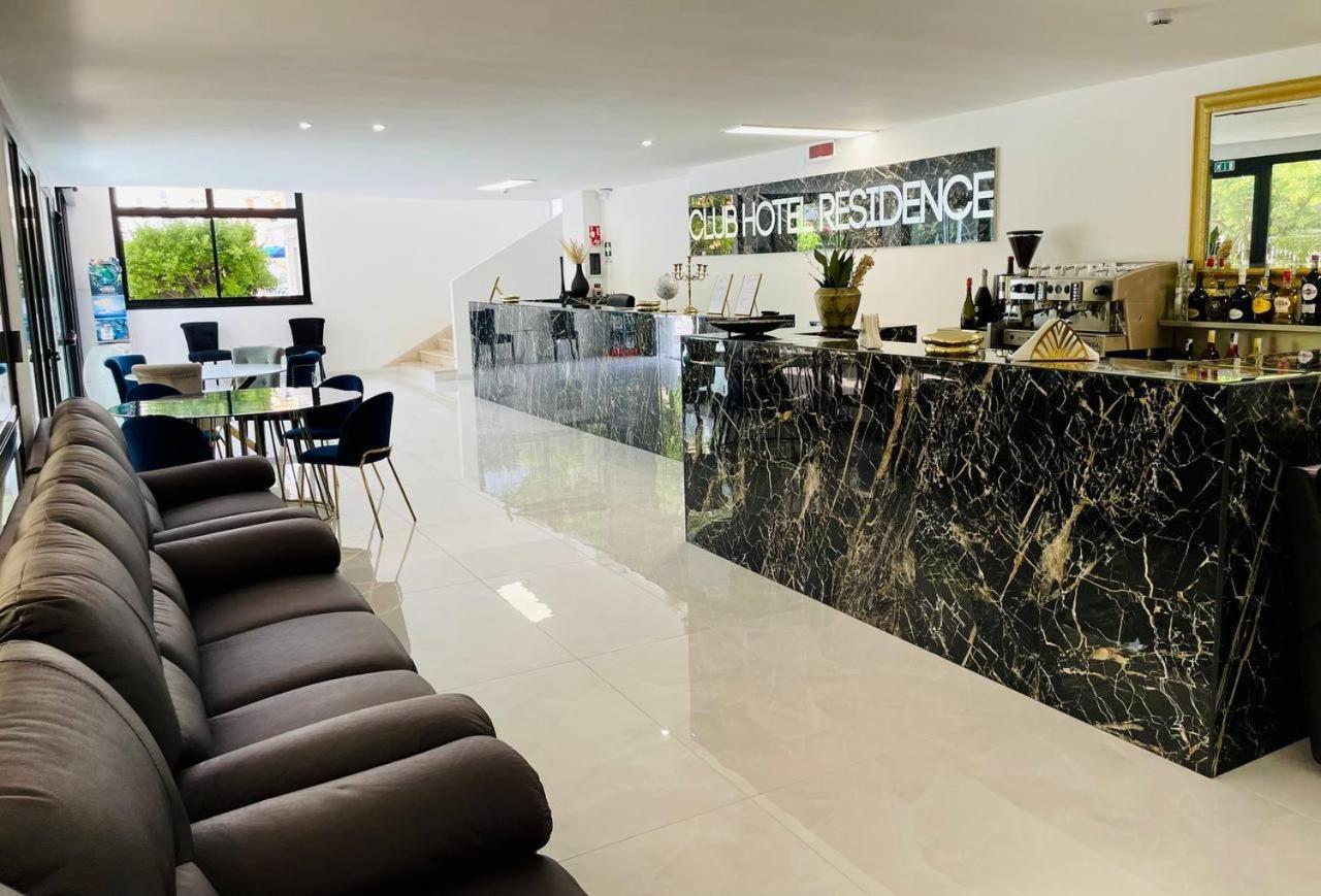 Clubhotel Residence 切塞纳蒂科 外观 照片