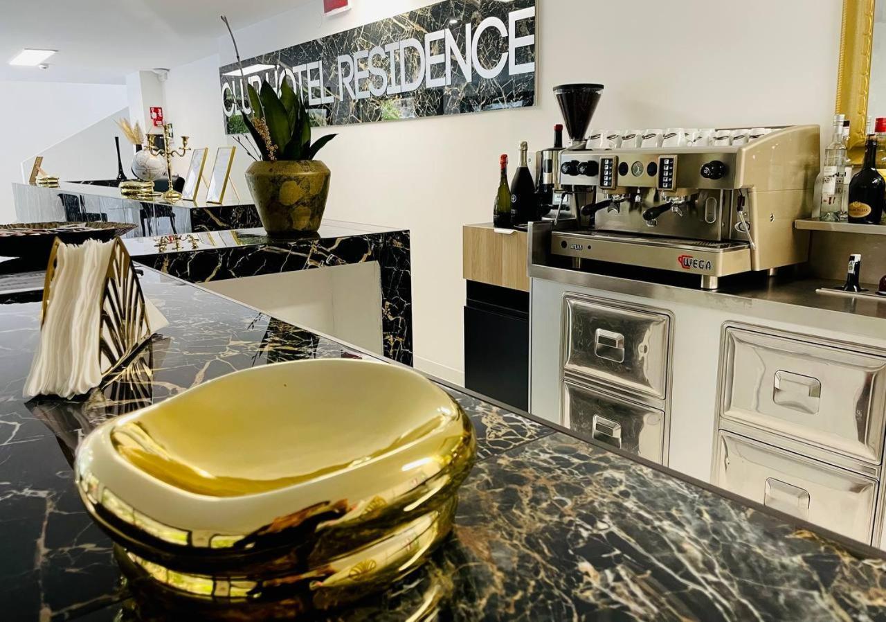 Clubhotel Residence 切塞纳蒂科 外观 照片